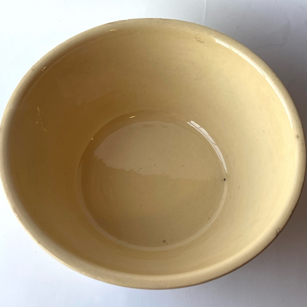 Watts Pottery Covered Casserole Dish- #601 Apple Three Leaf - Picture 5 of 11